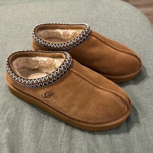 Women’s Ugg Tasman Slippers Size 9